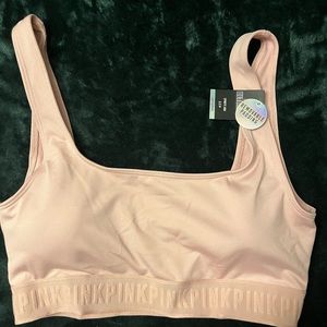 NEW WITH TAGS Victoria’s Secret PINK Sports Bra